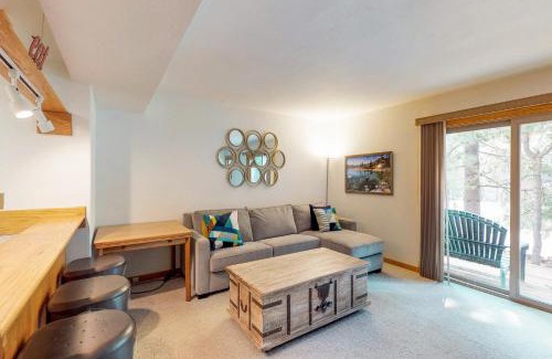 Lake Forest Apartment | Sierra Sky
