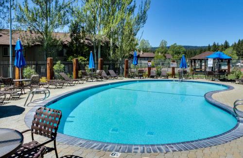 Lake Forest Apartment | Sierra Sky