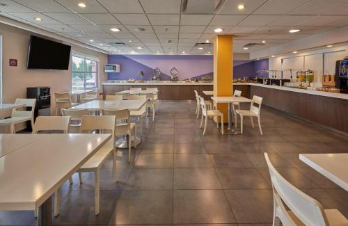 San Luis Potosi Hotel | Sierra Suites By HP Hotels