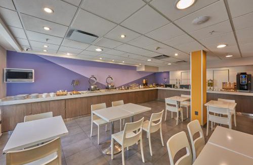 San Luis Potosi Hotel | Sierra Suites By HP Hotels