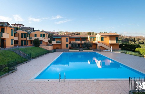 Crociale Apartment | Siesta at the Sun