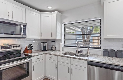 Siesta Key House | Siesta Key Sanctuary 3 Bedroom Home by RedAwning