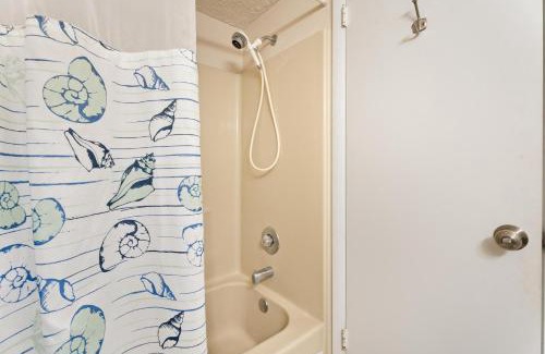 Midtown Ocean City Apartment | Siesta Villa 104s
