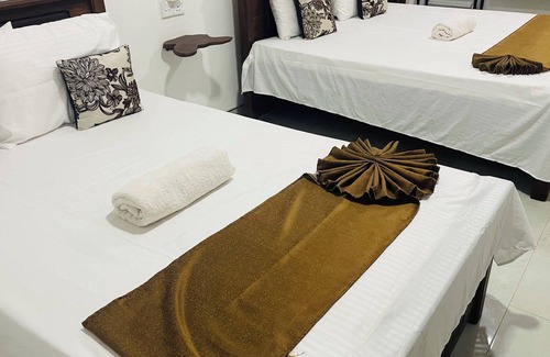 Dambulla Hotel | Sigiri Suncap Cottage