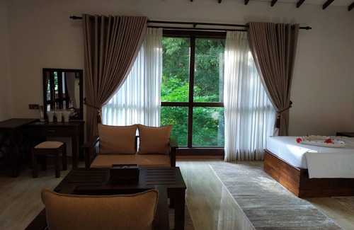 Dambulla Bed & Breakfast | Sigiriya Cashew Palace Resort