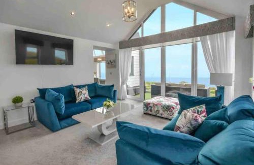 Amble House | Signal House - A Stunning Beach House - 2020 Build