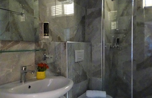 Tirana Hotel | Signature Idea Hotel