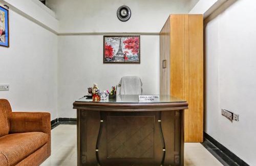 East of Kailash Hotel | Signature Plaza By MERRIMENT