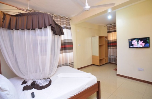 Mtwapa Hotel | Silent Cruise Resort