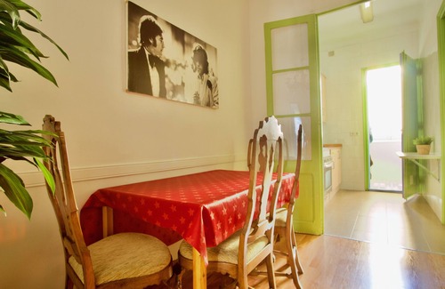 el Camp d'en Grassot i Gracia Nova Apartment | Silent flat in Gracia minutes 10 minutes walking from Sagrada Familia!