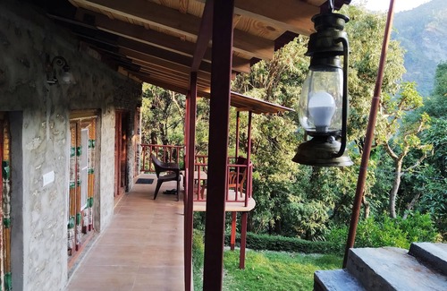Kaul House | Silent Valley Alchauna along beautiful River
