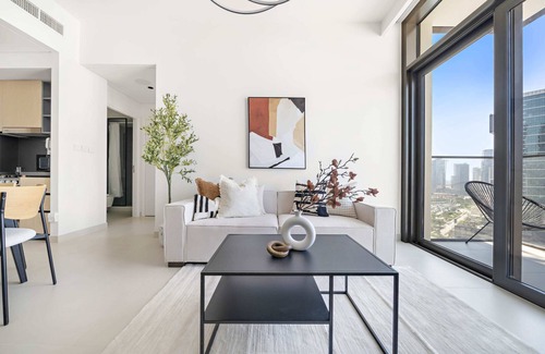 Downtown Dubai Apartment | Silkhaus Burj Crown