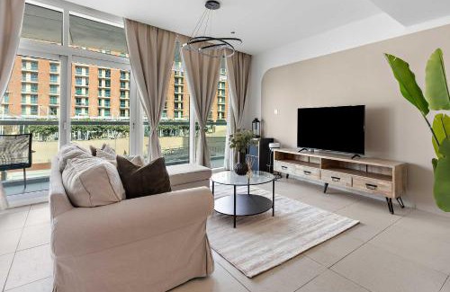 Al Bandar Apartment | Silkhaus Chic 1BDR at Al Bandar in Al Naseem A