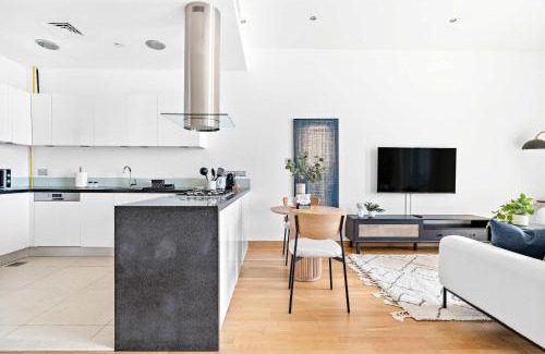 Al Bandar Apartment | Silkhaus cozy Studio at Al Bandar Marina with gym