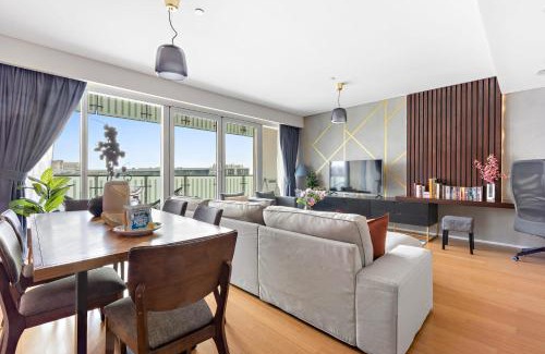 Al Raha Beach Apartment | Silkhaus Modern 2BDR Near Banks of Al Rahah