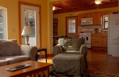 Shirley House | Sills Cove Lodge on Greers Ferry Lake! Plenty of parking, boat launch and view!