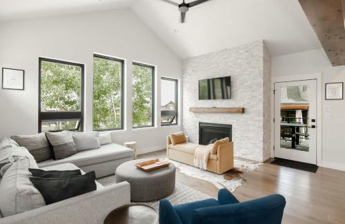 Silvercreek House | Silly Goose Lodge