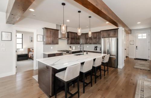Silvercreek House | Silly Goose Lodge