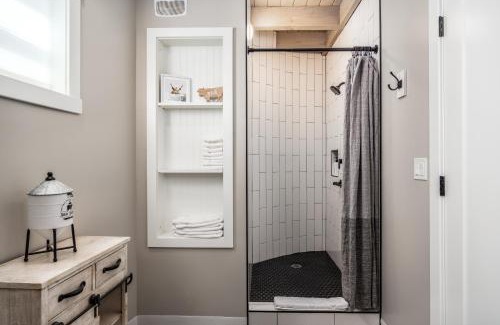 La Verkin House | Silo Suite 1 Pet Friendly- Near Zion National Park