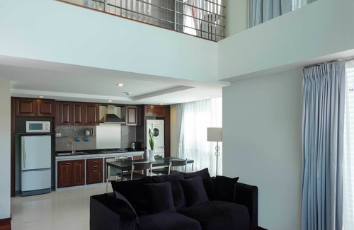 Silom Hotel | Silom Lofts Hotel
