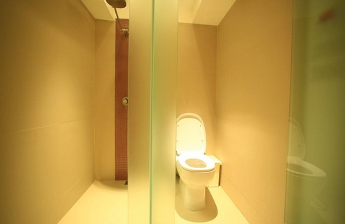 Silom Hotel | Silom One