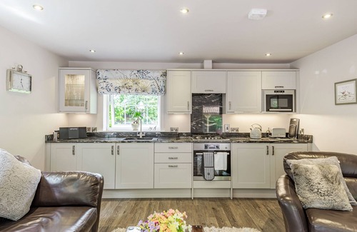 Louth House | Silvadale Cottage