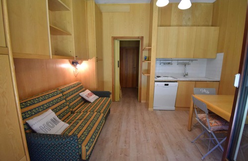Palu Apartment | SILVANA 08 STUDIO 022247-AT-673702