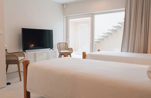 Angra do Heroismo Bed & Breakfast | Silveira Bay Lounge Retreat