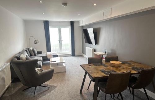 Cleethorpes Apartment | Silver Bay by VISIT CLEETHORPES - Central, Private Parking