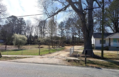 Powder Springs House | Silver Comet Retreat at Powdersprings