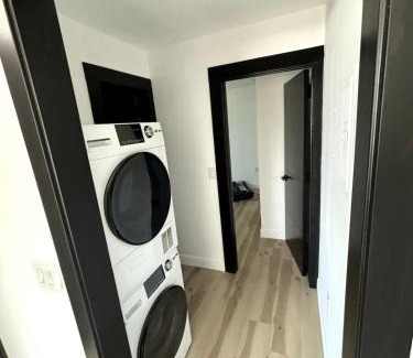 Angelino Heights Apartment | Silver Lake Hidden Gem