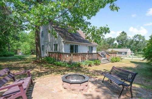Silver Lake House | Silver Lake Home with beach access, neighborhood pool and games!