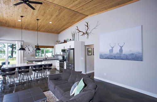 Scandinavia House | Silver Lake Retreat: Waterfront Barndominium