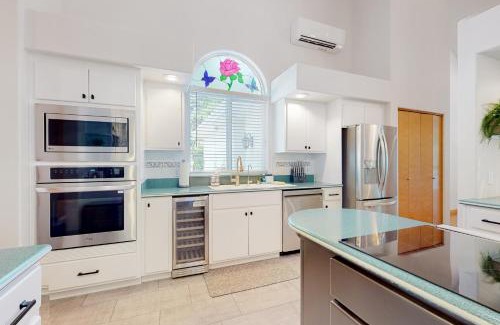 Oak Harbor House | Silver Lake Splendor