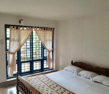 Kuttikkanam Apartment | Silver oaks plantation cottage