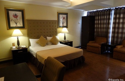 Ermita Hotel | Silver Oaks Suite Hotel