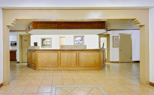 Kingman Hotel | Silver Queen Inn