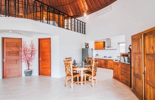 Melayang Villa | Silver Rooster Villa Ubud