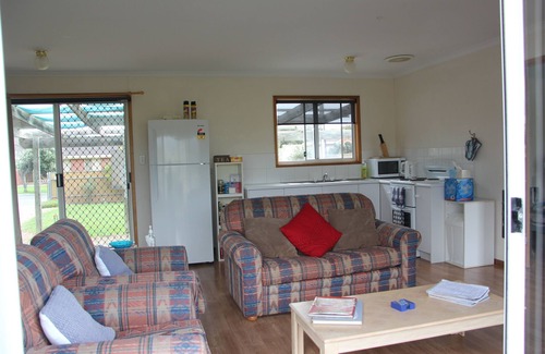 Silver Sands Cottage | Silver Sands Beach Cottage