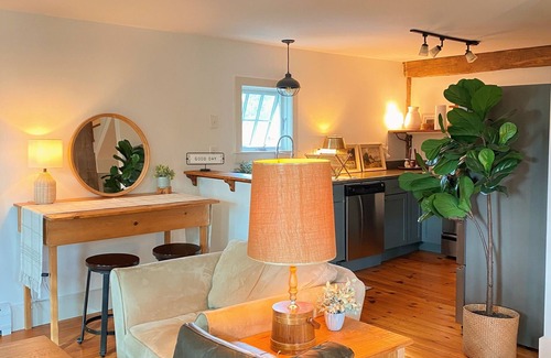 Hinesburg Apartment | Silver Street Farmhouse Suite. Cozy apartment with great ski access!