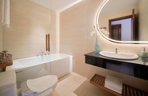 Downtown Ho Chi Minh City Hotel | Silverland Ben Thanh