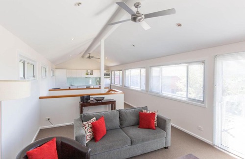 Jindabyne House | Silvermist 17 Poley Cow Lane