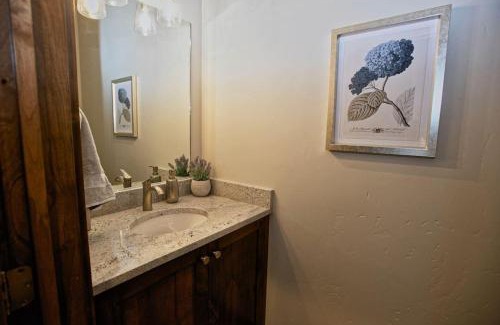 McCall House | Silverpine Hideaway by Casago McCall - Donerightmanagement