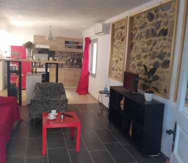 Leonidio Apartment | Simbas House