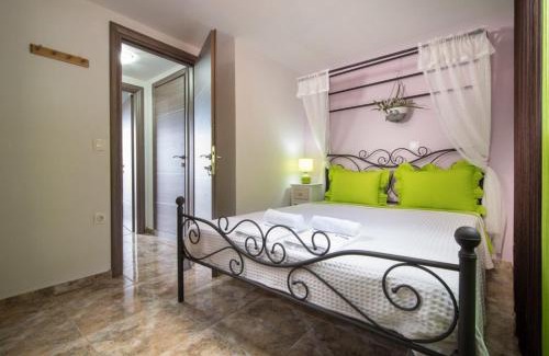 Vourvourou Apartment | Simon Prince Prive