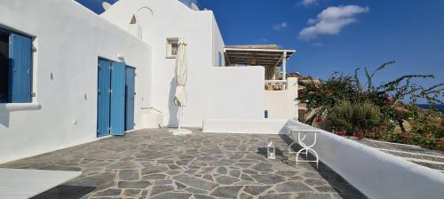 Kithnos Villa | Simousi by the Sea Villa