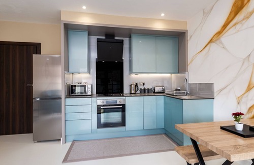 Gillingham Apartment | Simple, Clean & Perfect for Work Stays
