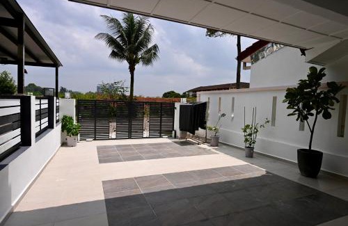 Taman Setia Indah House | Simple Homestay