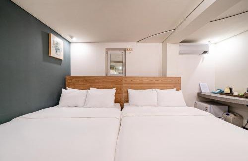 Jongno Hotel | SimpleStay Hotel in Jongno