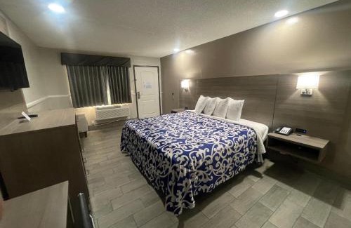 San Bernardino Hotel | SimpleStay Suites - Downtown San Bernardino